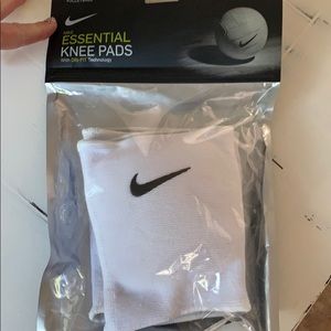 Knee pads